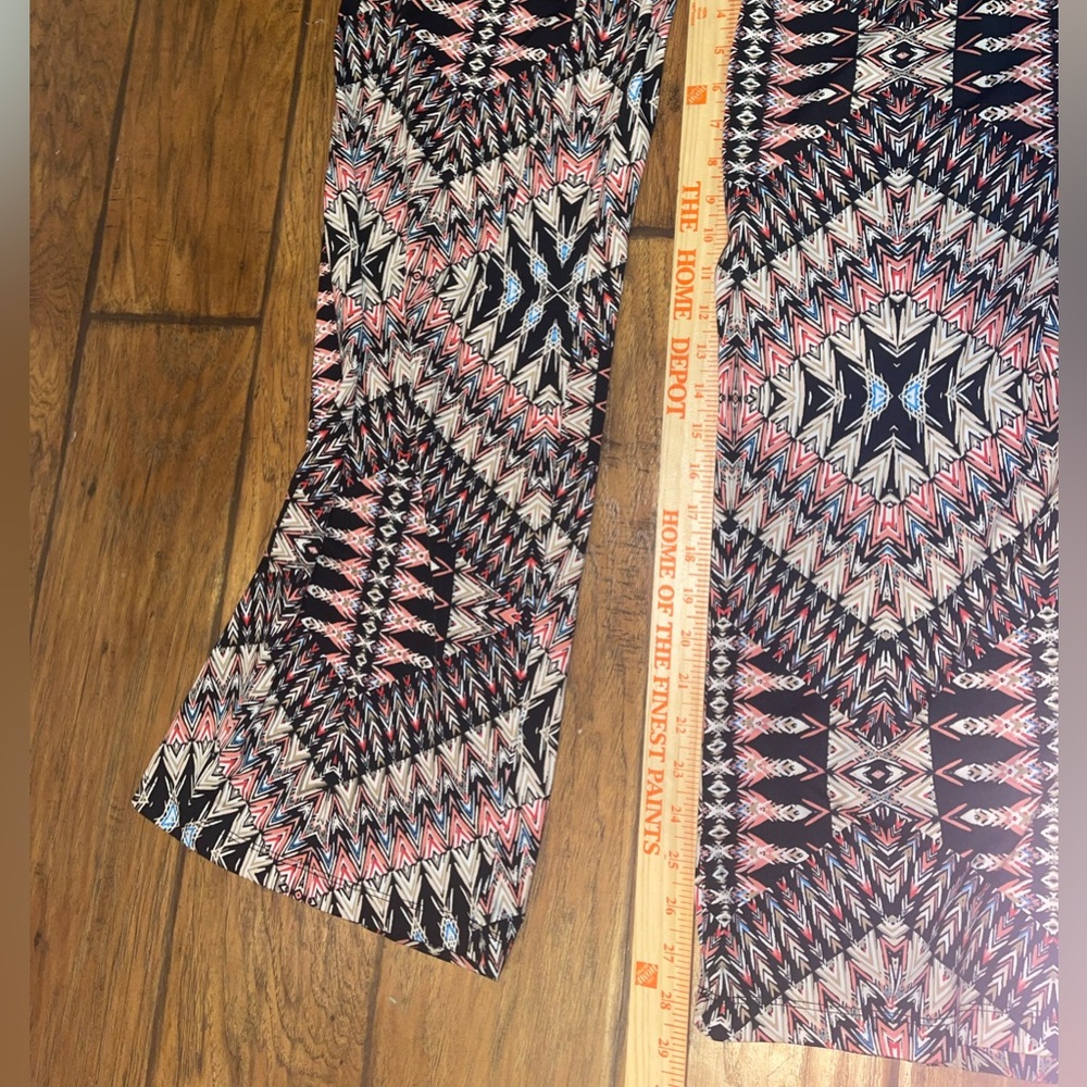 AB Studio Black and Red Geometric wide leg pants woman’s large EUC - Picture 4 of 5